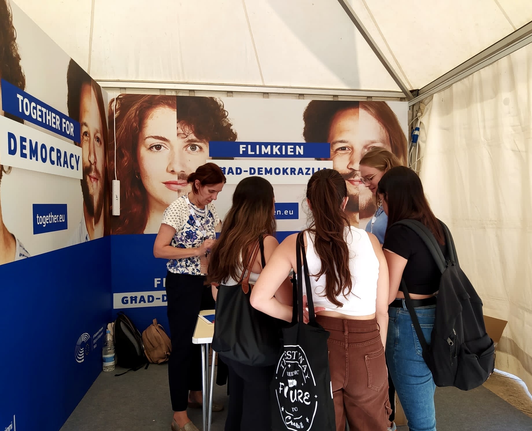 Promoting our together.eu community at the 2023 Freshers' Week